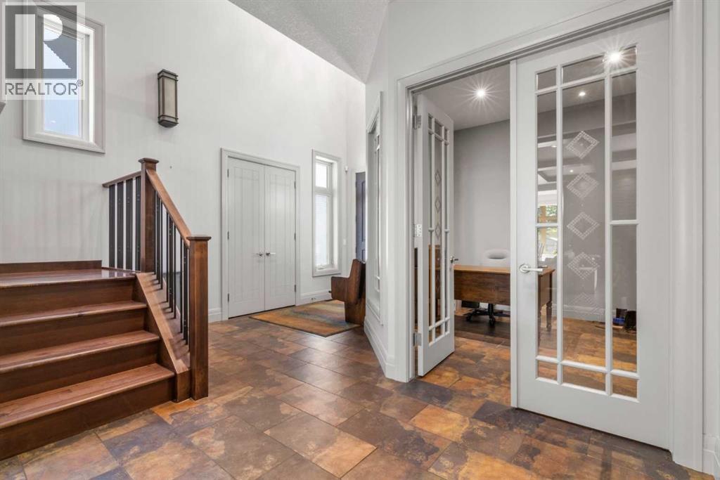 House for Sale in 627 27 Avenue NE|Calgary, Alberta T2E2A7 3