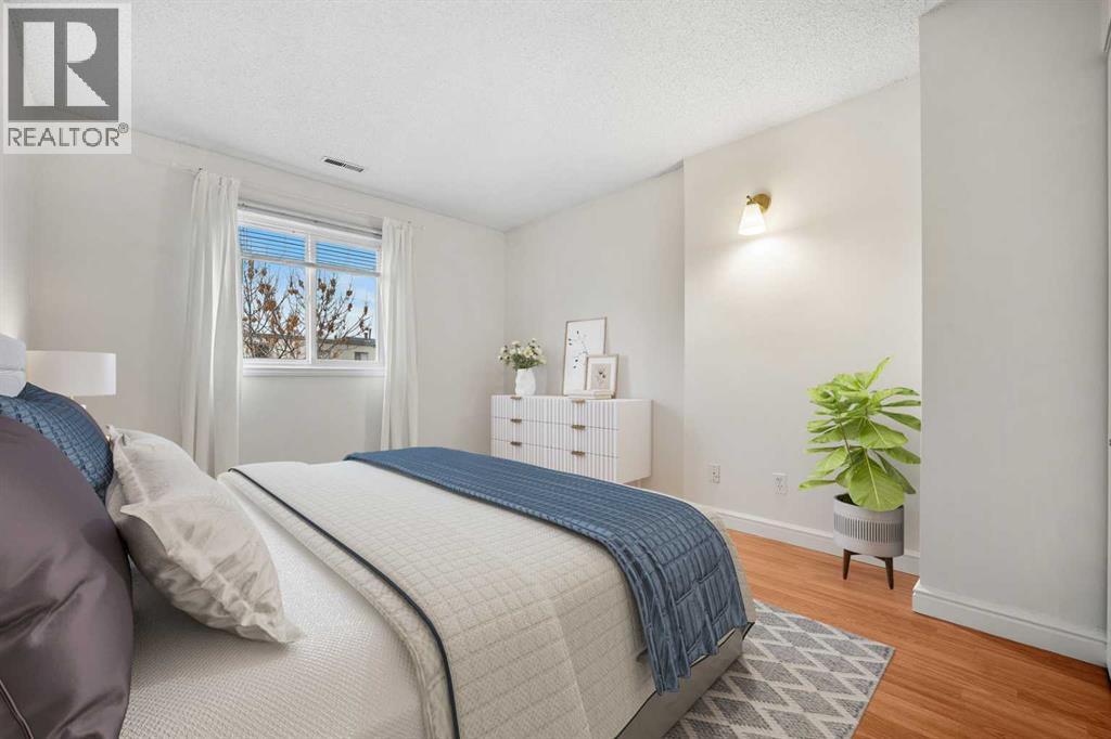 Row / Townhouse for Sale in 403, 1540 29 Street NW|Calgary, Alberta T2N4M1 3