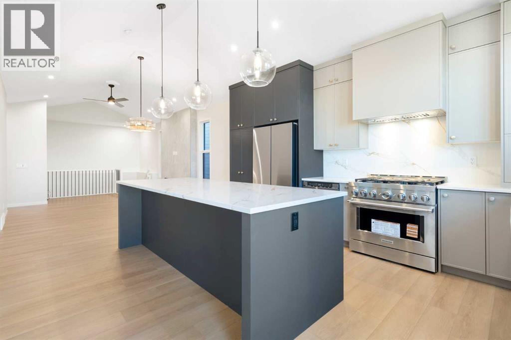 House for Sale in 147 Marmot Grove NW|Calgary, Alberta T3R2G4 5