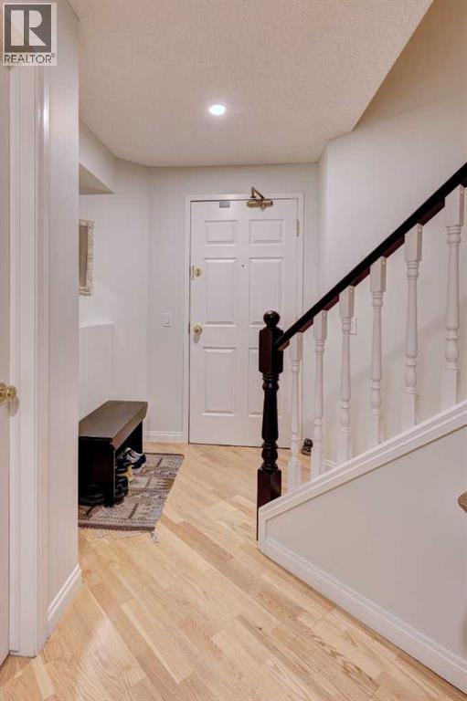 Apartment for Sale in 101, 923 15 Avenue SW|Calgary, Alberta T2R0S2 4