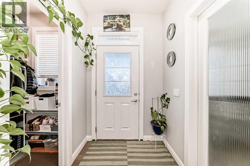 House for Sale in 423 Redstone Drive NE|Calgary, Alberta T3N0R1 4