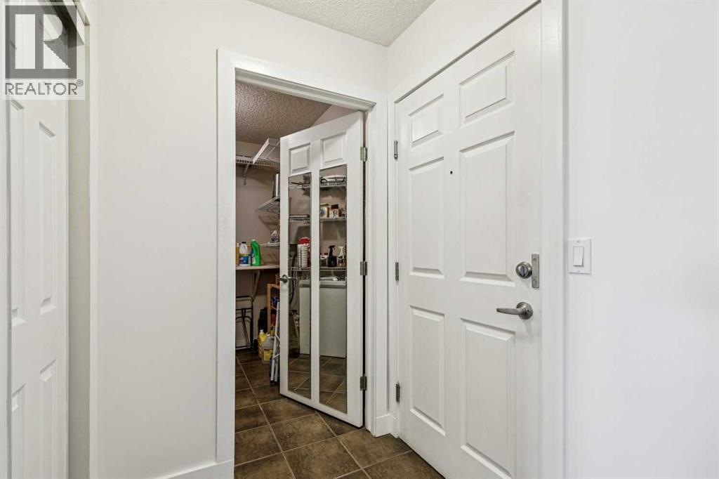 Apartment for Sale in 202, 2022 Canyon Meadows Drive SE|Calgary, Alberta T2J7H1 4