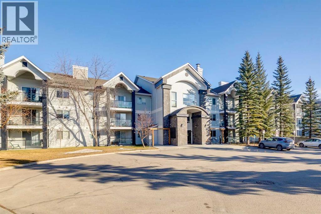 Apartment for Sale in 202, 2022 Canyon Meadows Drive SE|Calgary, Alberta T2J7H1 2