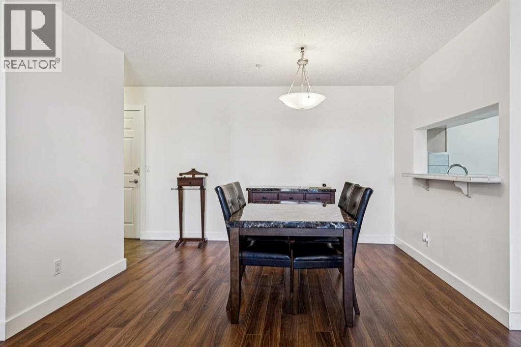 Apartment for Sale in 202, 2022 Canyon Meadows Drive SE|Calgary, Alberta T2J7H1 5