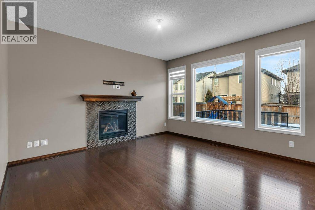 House for Sale in 2235 Brightoncrest Green SE|Calgary, Alberta T2Z5A3 3