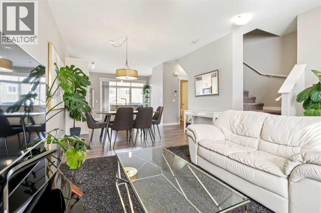 Row / Townhouse for Sale in 645 Evanston Manor NW|Calgary, Alberta T3P0R9 4