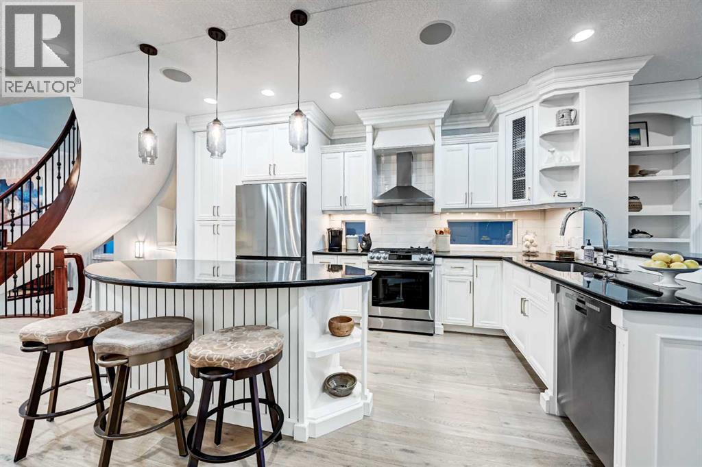 House for Sale in 2037 47 Avenue SW|Calgary, Alberta T2T2S7 5