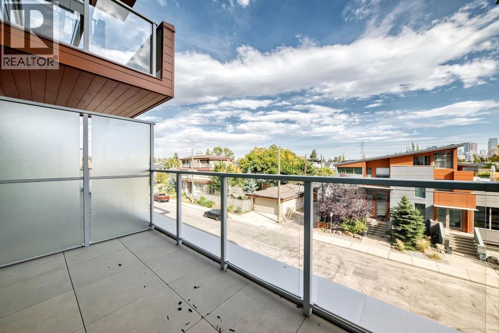 Apartment for Sale in 252, 110 18A Street NW|Calgary, Alberta T2N5G5 5