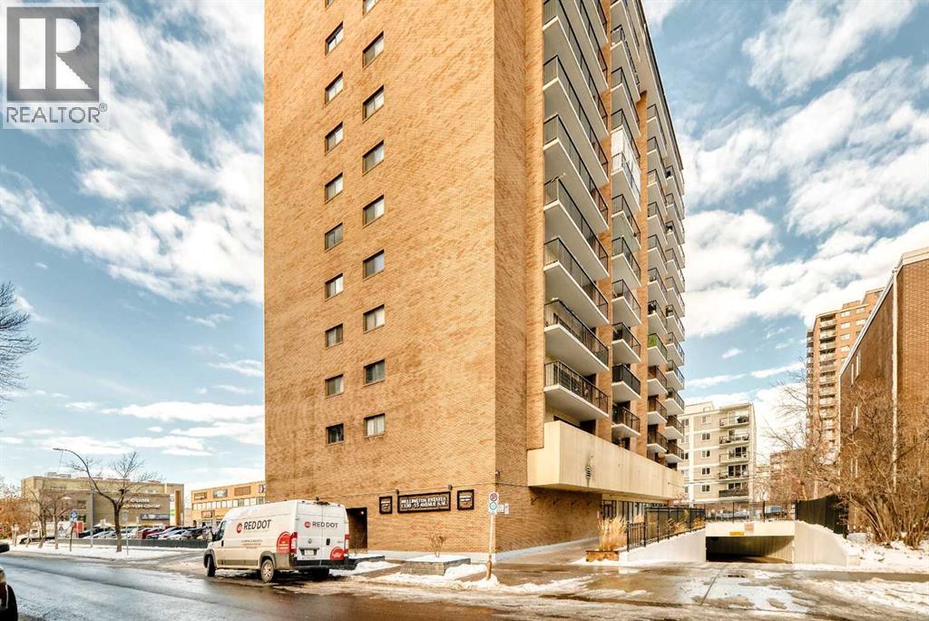 Apartment for Sale in 903, 1330 15 Avenue SW|Calgary, Alberta T3C3N7 3