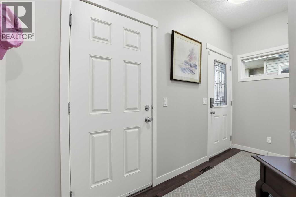 House for Sale in 160 Sage Valley Circle NW|Calgary, Alberta T3R0E9 4