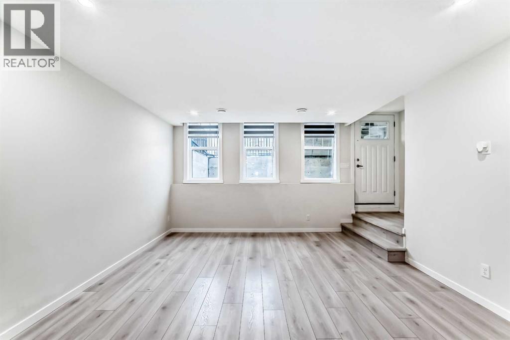 Row / Townhouse for Sale in 152 Cranbrook Square SE|Calgary, Alberta T3M3E3 5