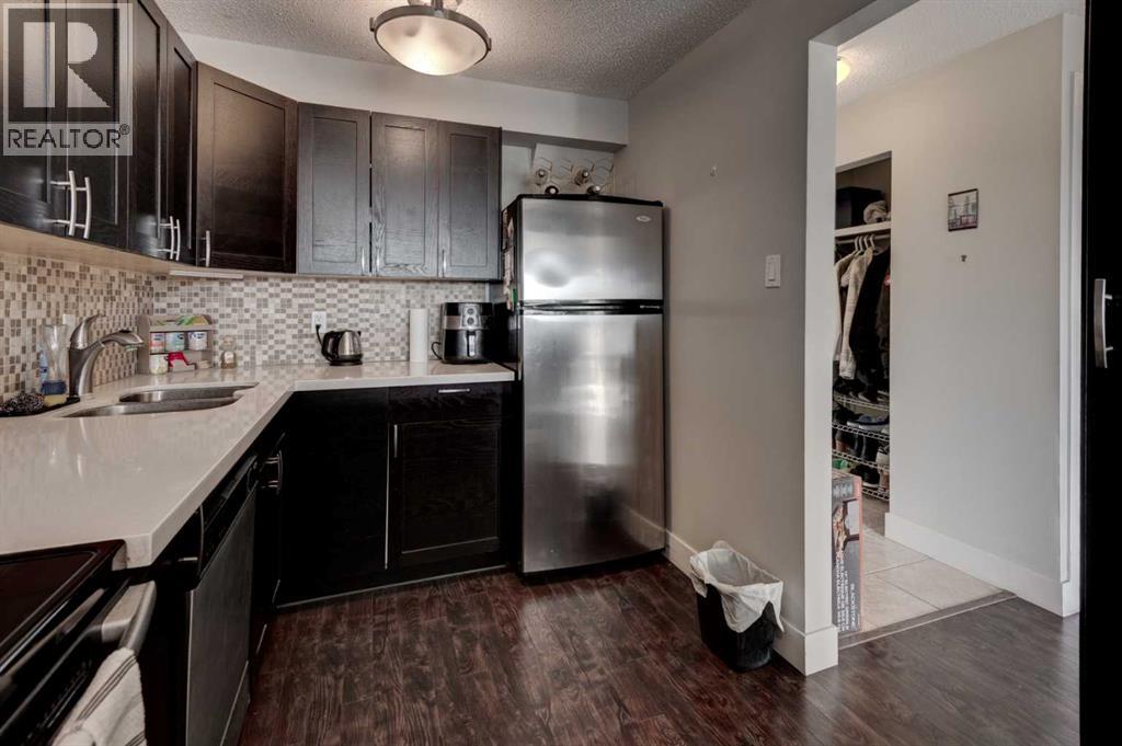 Apartment for Sale in 407, 510 58 Avenue SW|Calgary, Alberta T2V0H6 4