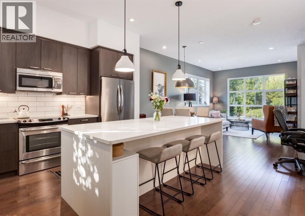 Row / Townhouse for Sale in 2020 2 Street SW|Calgary, Alberta T2S1S3 5