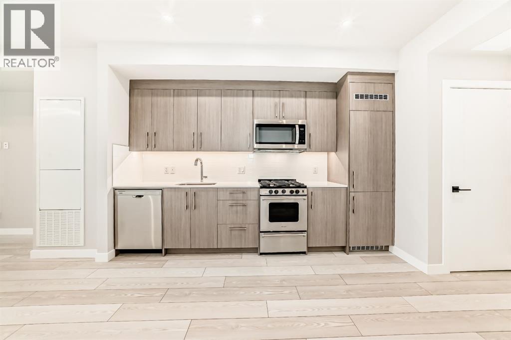 Apartment for Sale in 325, 110 18A Street NW|Calgary, Alberta T2N5G5 3