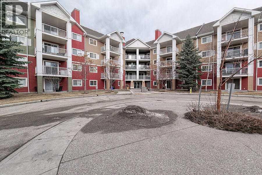 Apartment for Sale in 4417, 10 Prestwick Bay SE|Calgary, Alberta T2Z0B4