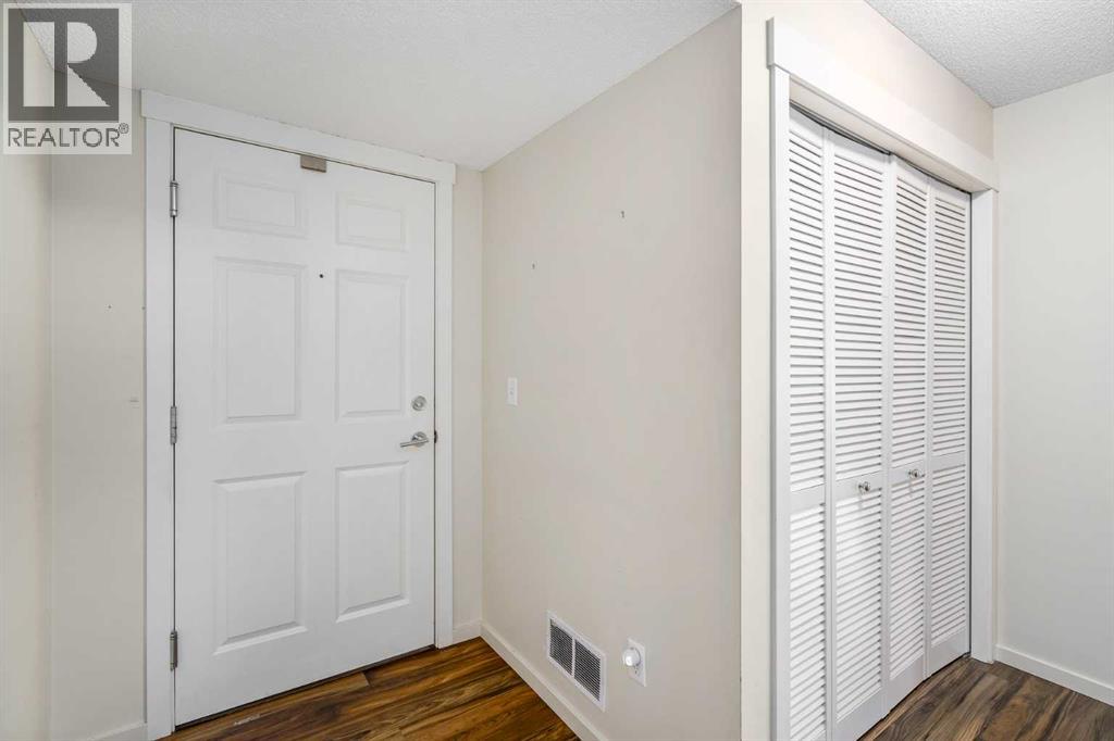 Apartment for Sale in 2312, 279 Copperpond Common SE|Calgary, Alberta T2Z0S4 2