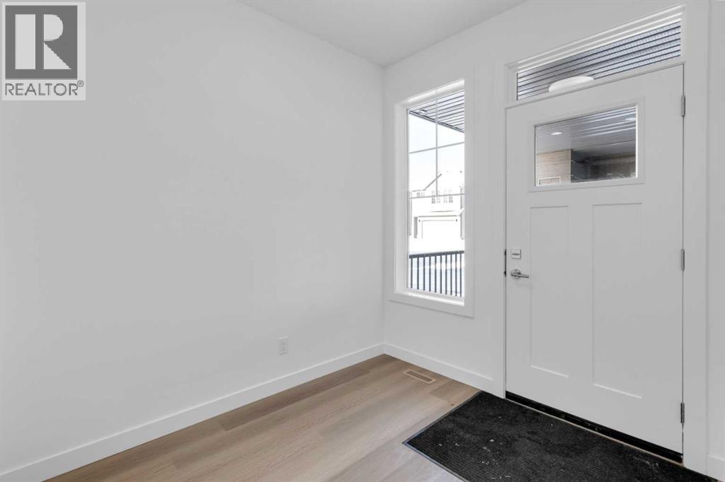 House for Sale in 140 Copperhead Road SE|Calgary, Alberta T2Z5G9 4