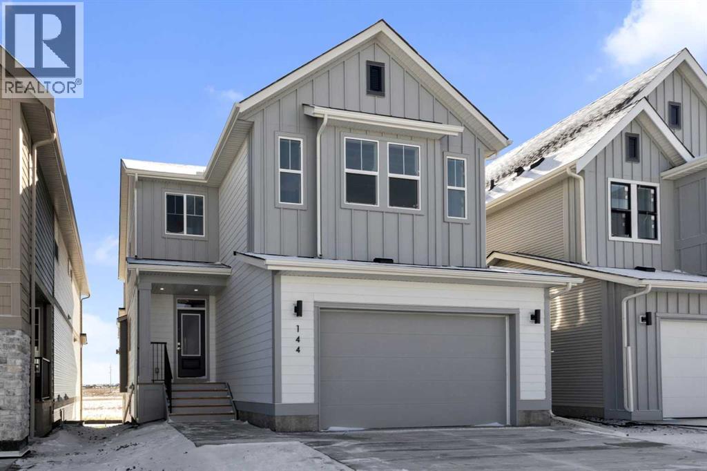 House for Sale in 144 Copperhead Road SE|Calgary, Alberta T2Z5G9 2