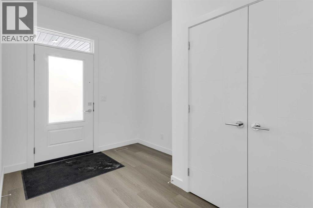 House for Sale in 144 Copperhead Road SE|Calgary, Alberta T2Z5G9 3