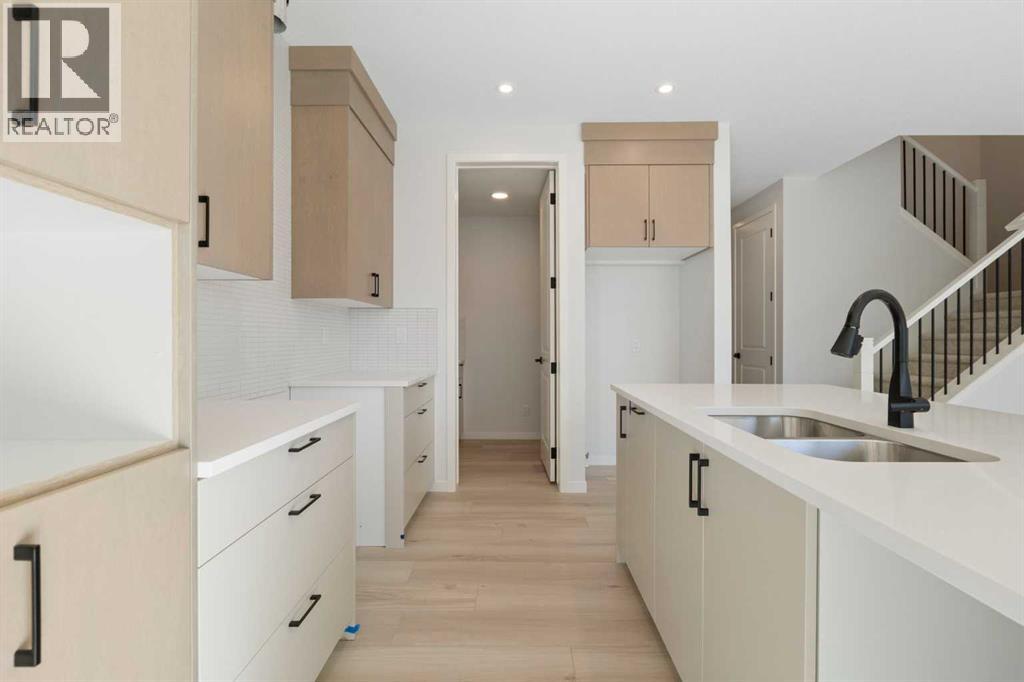 House for Sale in 17 Marmot Passage NW|Calgary, Alberta T3R2J3 5