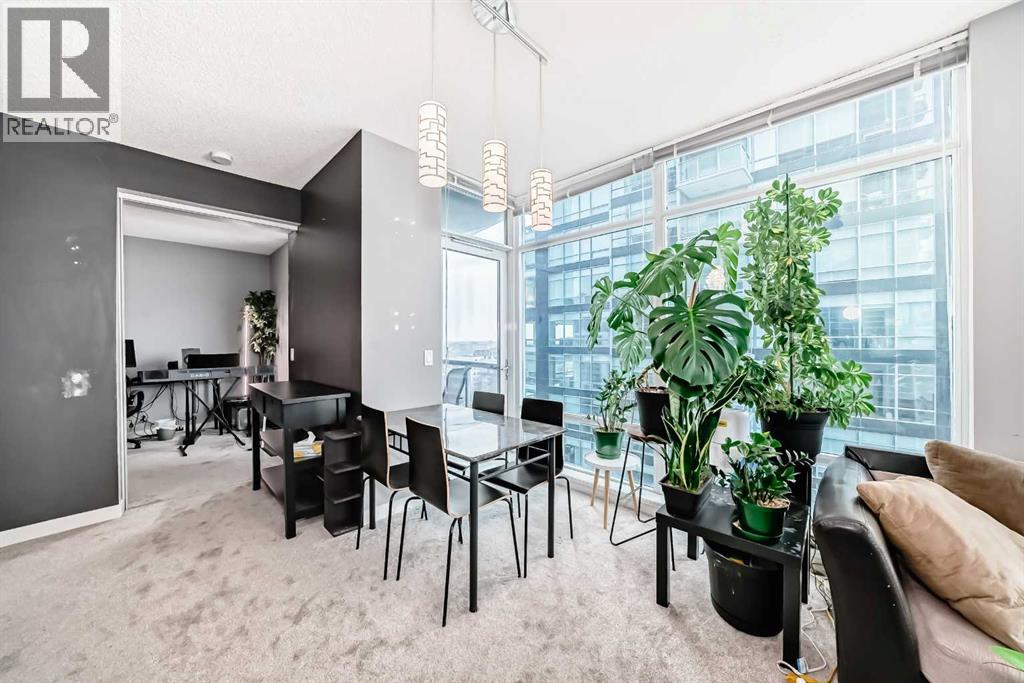 Apartment for Sale in 1005, 215 13 Avenue SW|Calgary, Alberta T2R1N8 4