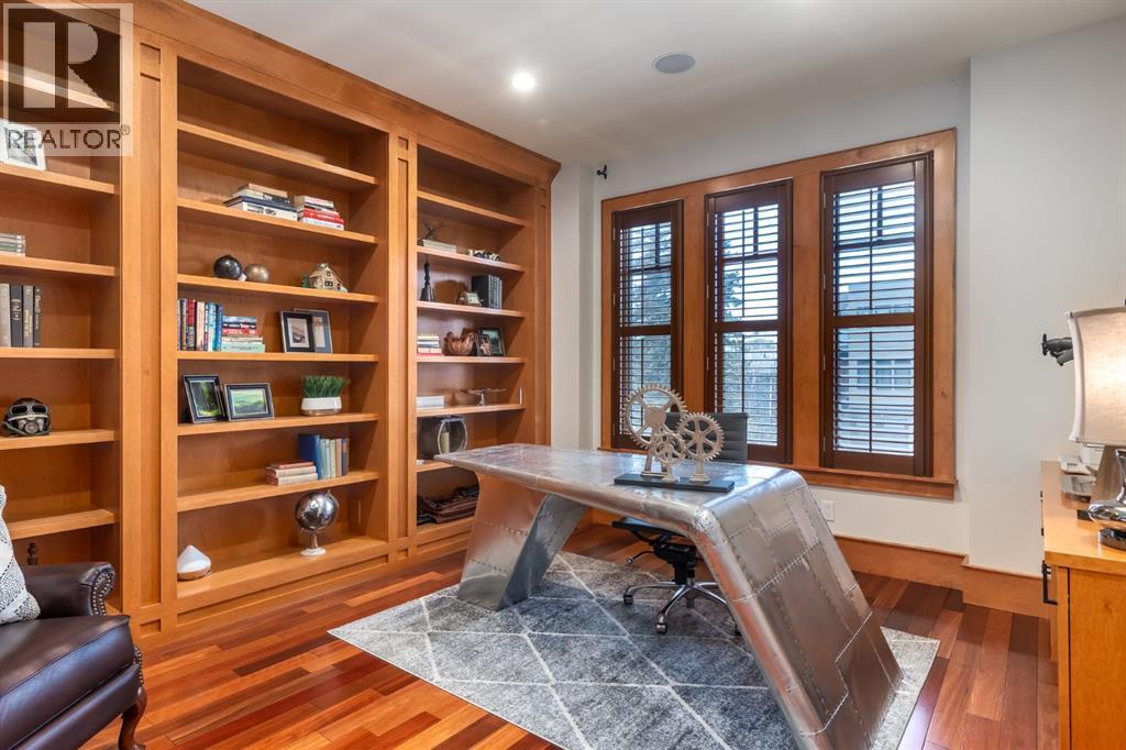 Duplex for Sale in 2027 27 Avenue SW|Calgary, Alberta T2T1H6 3