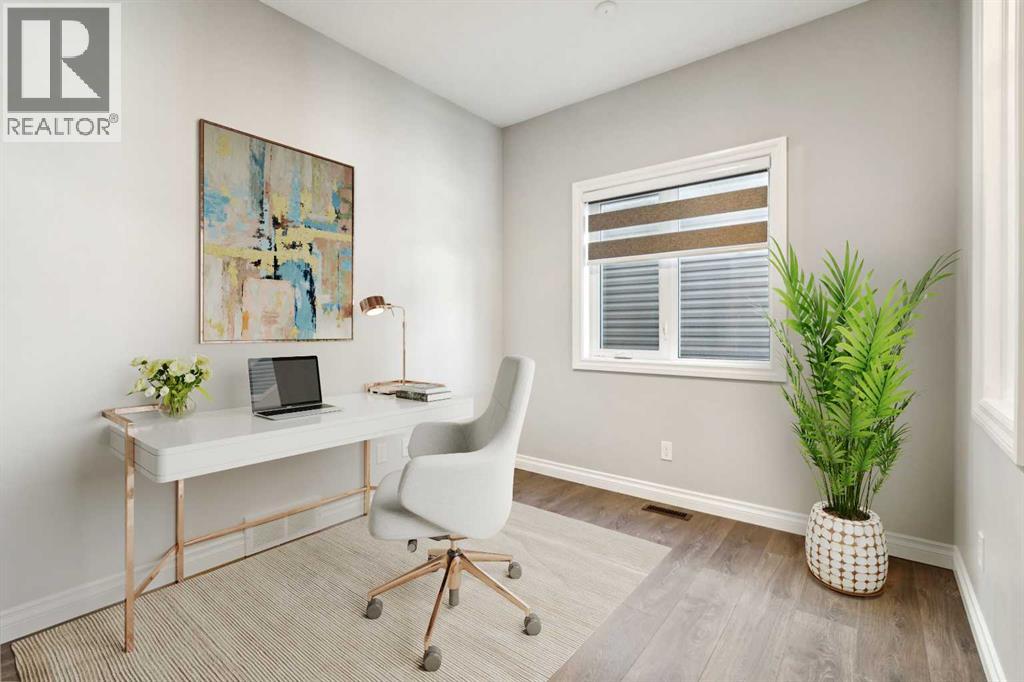 House for Sale in 383 Evansglen Drive NW|Calgary, Alberta T3P0P1 4