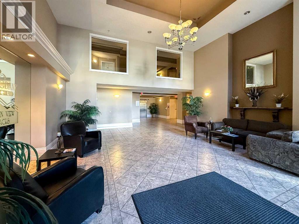 Apartment for Sale in 2206, 7451 Springbank Boulevard SW|Calgary, Alberta T3H4K5 2