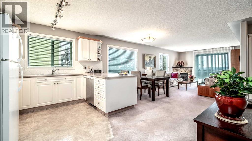 Apartment for Sale in 2206, 7451 Springbank Boulevard SW|Calgary, Alberta T3H4K5 4