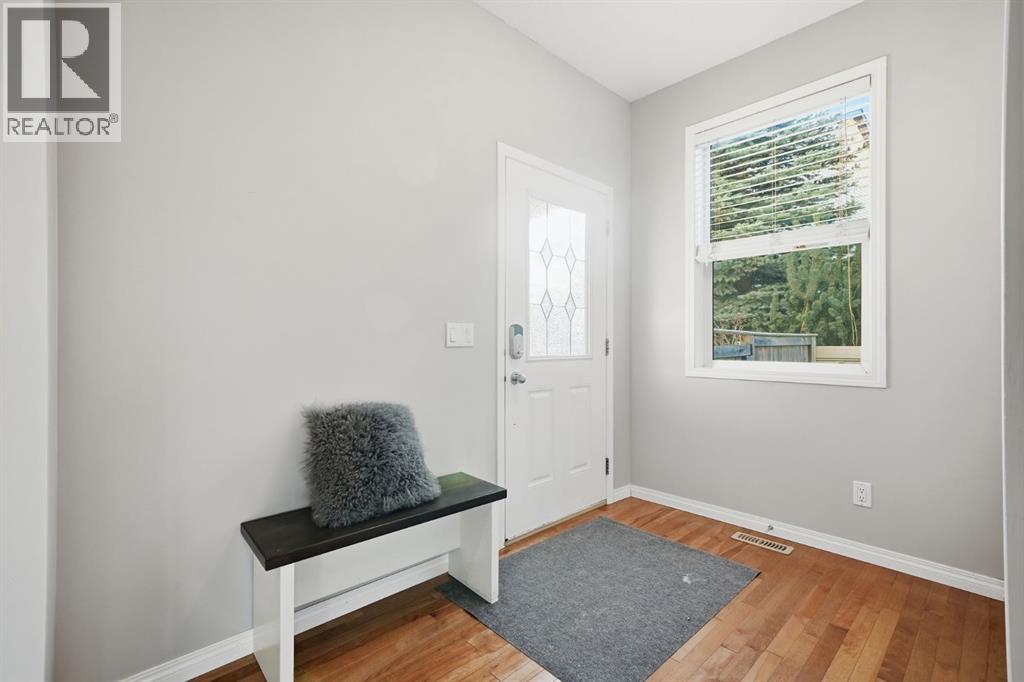 House for Sale in 99 Sage Valley Park NW|Calgary, Alberta T3R0E5 3