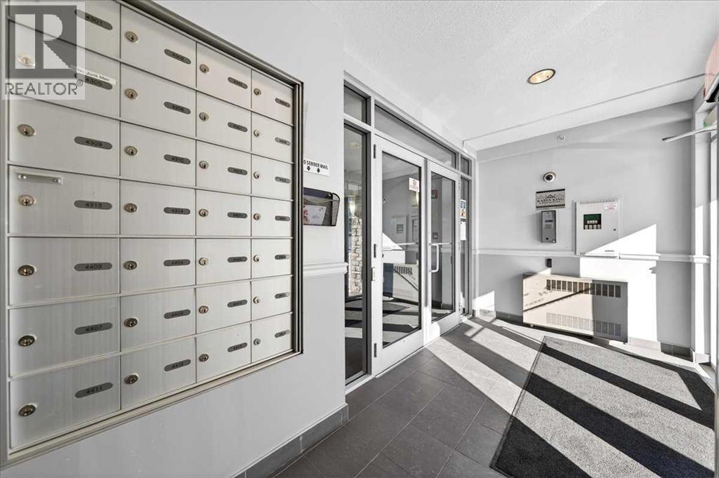 Apartment for Sale in 4211, 155 Skyview Ranch Way NE|Calgary, Alberta t3n0l4 4