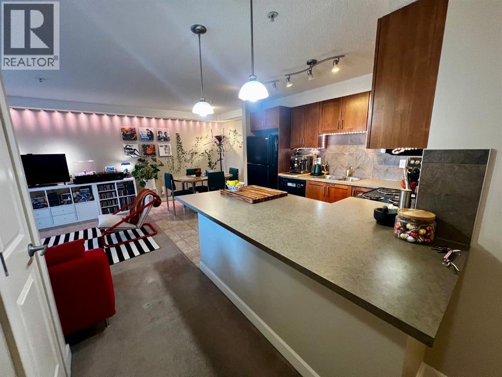 Apartment for Sale in 201, 162 Country Village Circle NE|Calgary, Alberta T3K0E6 3