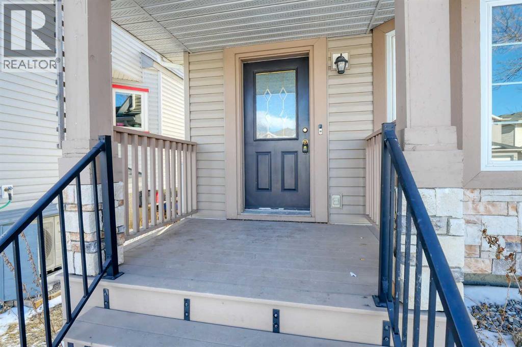 House for Sale in 136 Chaparral Ridge Circle SE|Calgary, Alberta T2X3X3 4