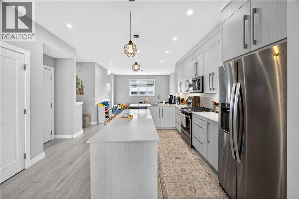 Duplex for Sale in 170 Creekside Drive SW|Calgary, Alberta T2X4A8 5