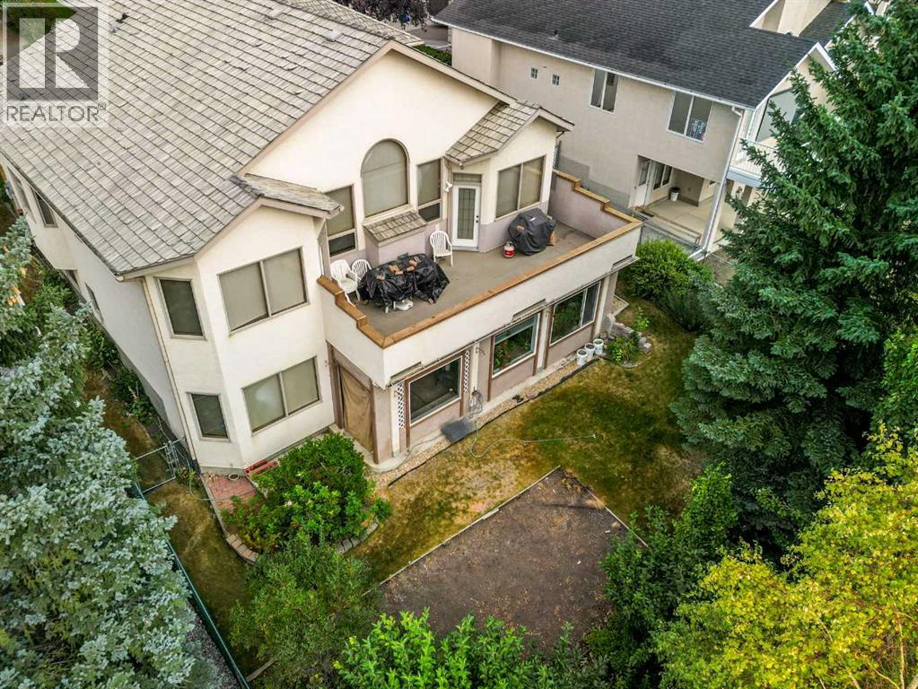 House for Sale in 16 Arbour Estates View NW|Calgary, Alberta T3G4E2 4