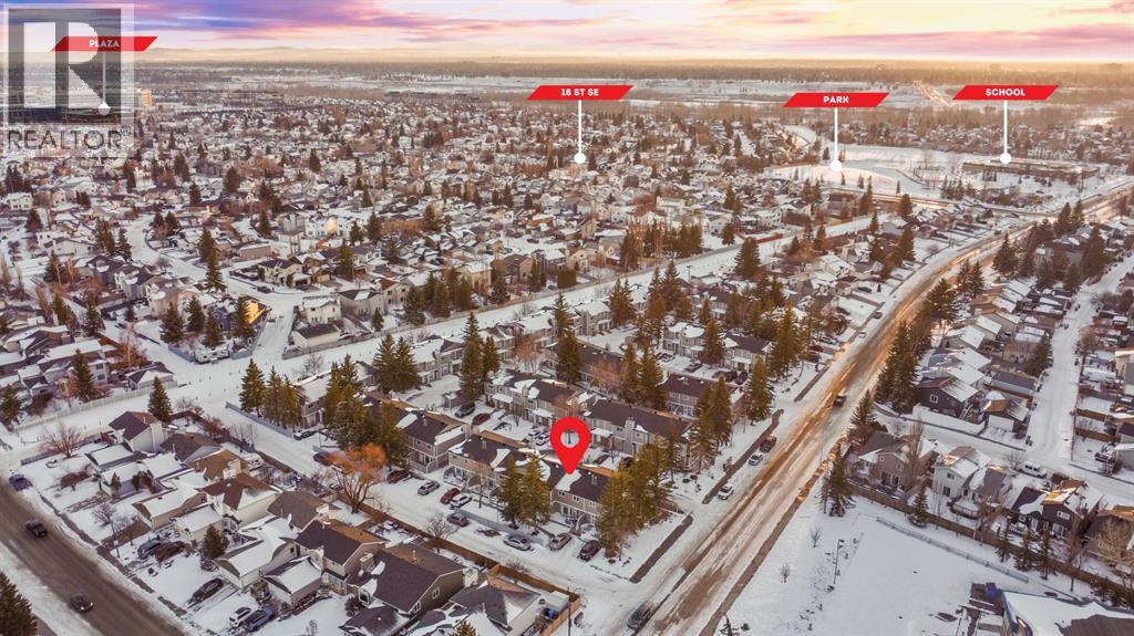 Row / Townhouse for Sale in 182 Riverglen Park SE|Calgary, Alberta T2C3Z1 4