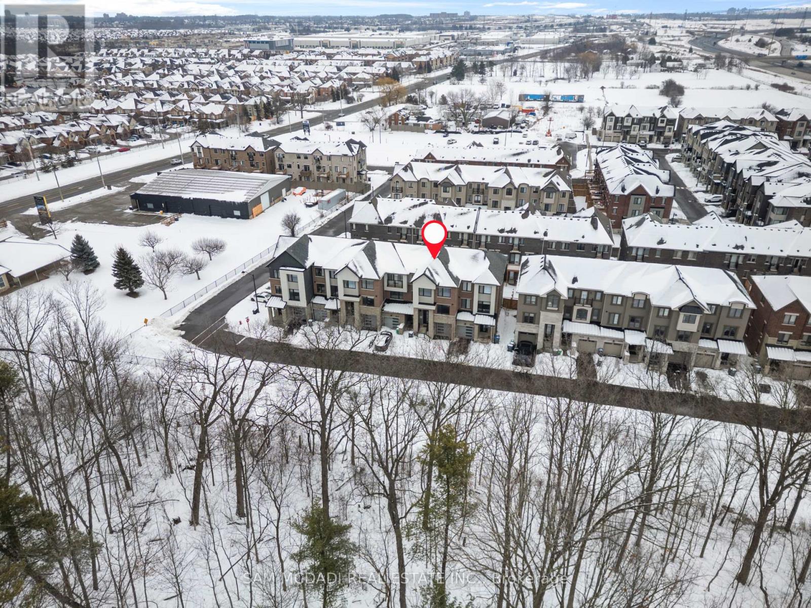 Row / Townhouse for Sale in 4068 KADIC TERRACE|Mississauga (Churchill Meadows), Ontario L5M2S8 3