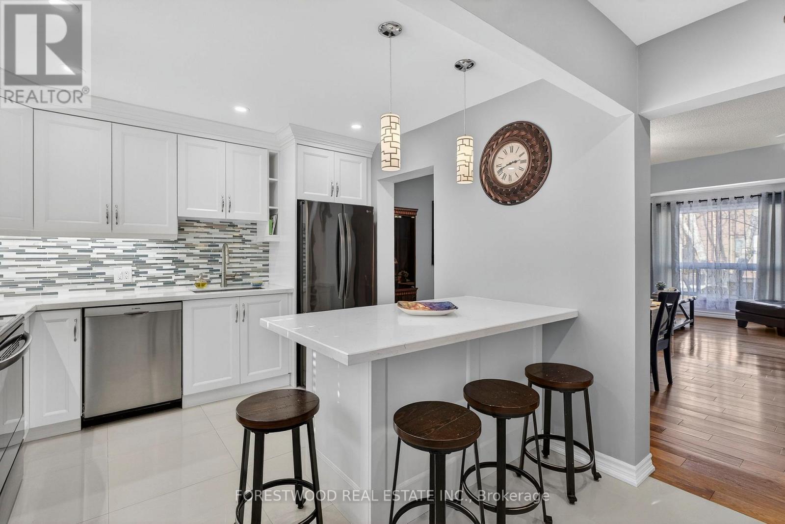 Row / Townhouse for Sale in 50 - 3665 FLAMEWOOD DRIVE|Mississauga (Applewood), Ontario L4Y3P5 4