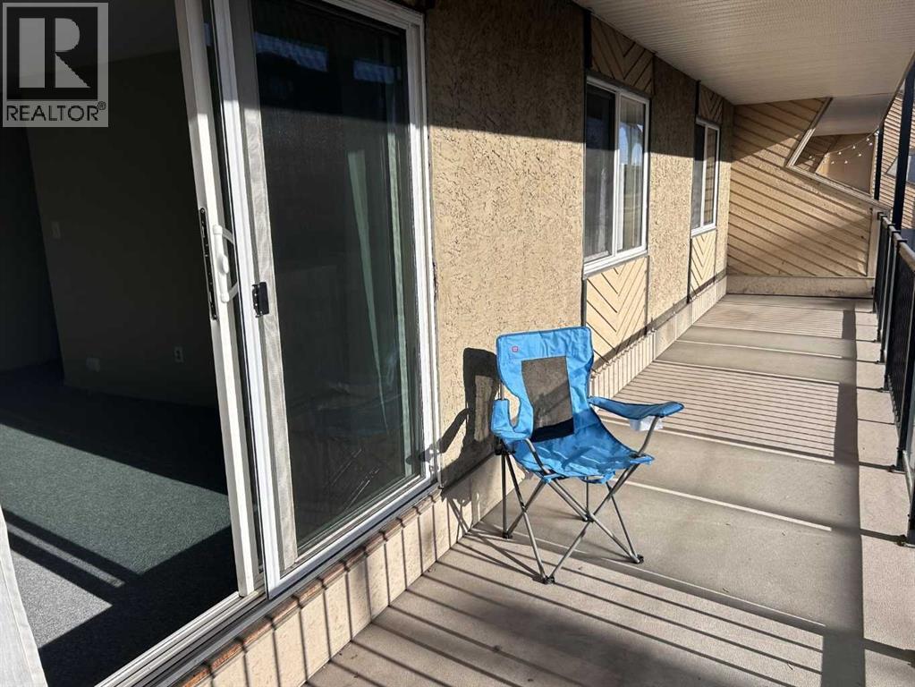 Apartment for Sale in 307, 617 56 Avenue SW|Calgary, Alberta T2V0G9 3