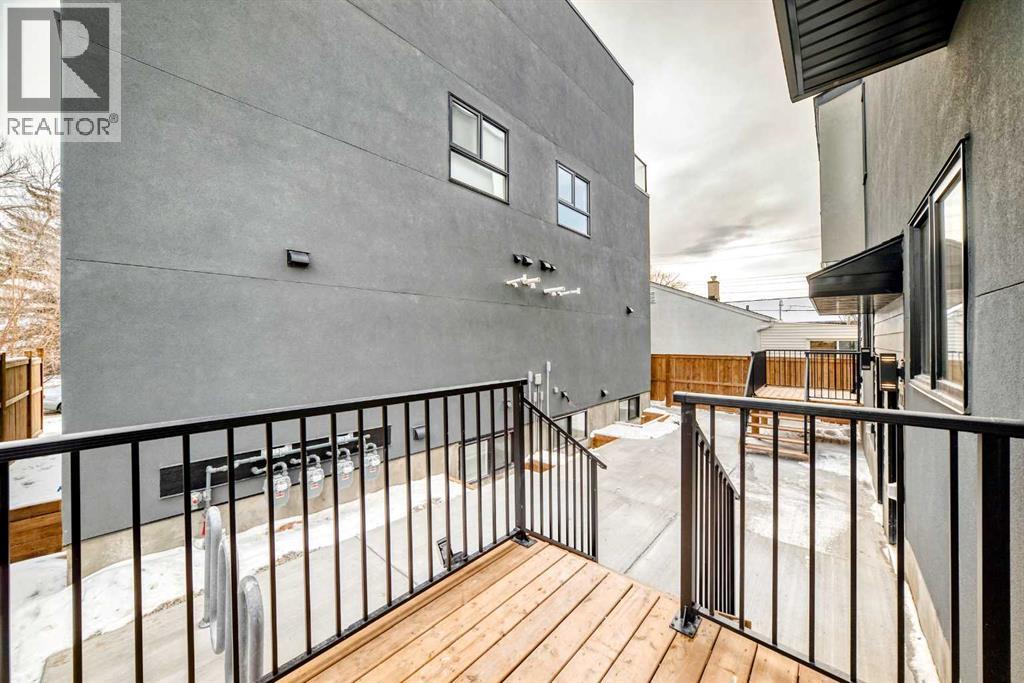 Row / Townhouse for Sale in 201, 1729 31 Street SW|Calgary, Alberta T3C1N2 4