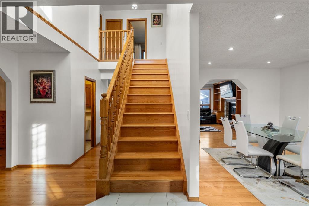 House for Sale in 107 Pasadena Green NE|Calgary, Alberta T1Y6M9 5