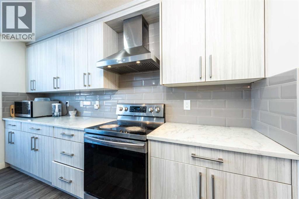 House for Sale in 33 Martha's  Meadow Place NE|Calgary, Alberta T3J4N6 4