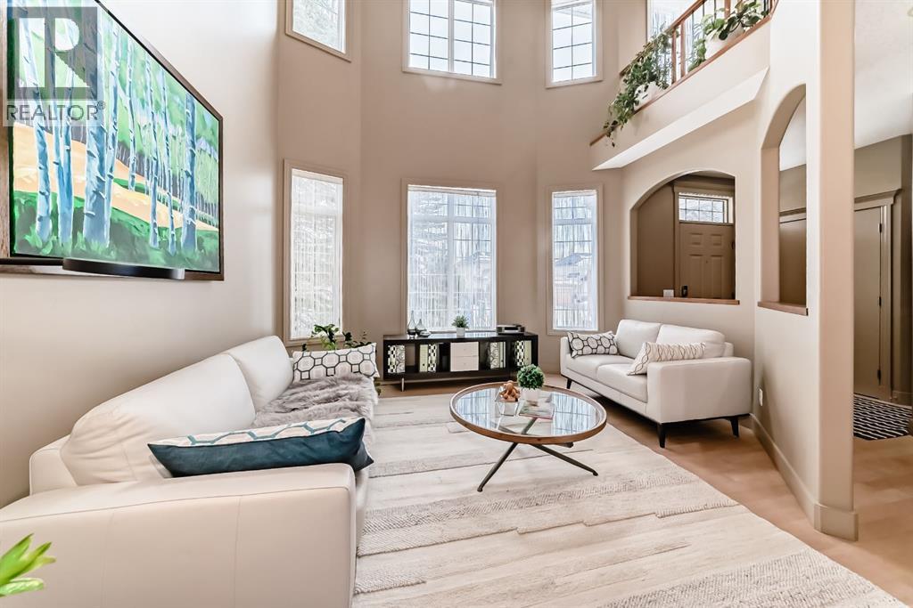 House for Sale in 38 Discovery Ridge Green SW|Calgary, Alberta T3H4Y4 3