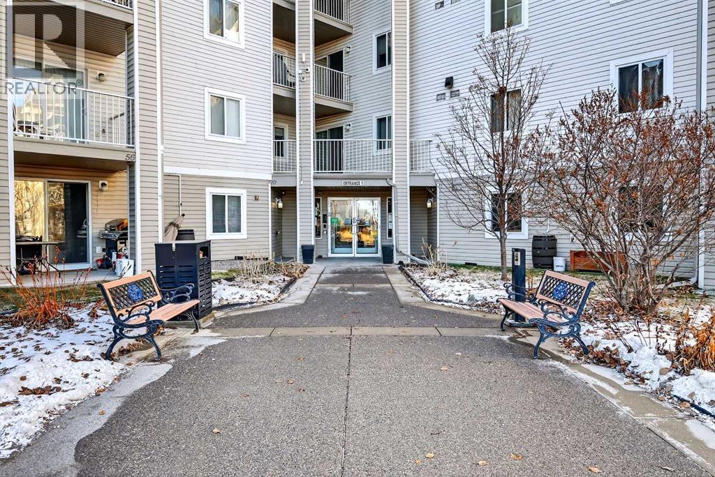 Apartment for Sale in 224, 1717 60 Street SE|Calgary, Alberta T2A7Y7 2