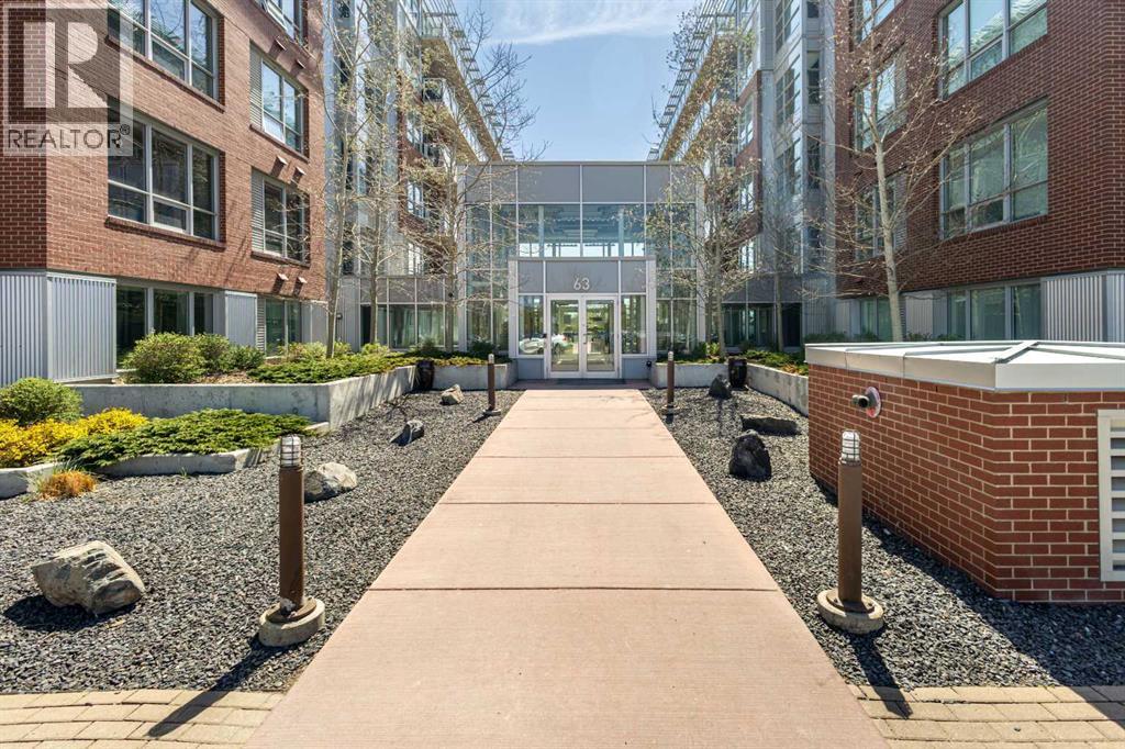 Apartment for Sale in 225, 63 Inglewood Park SE|Calgary, Alberta T2G1B7 2