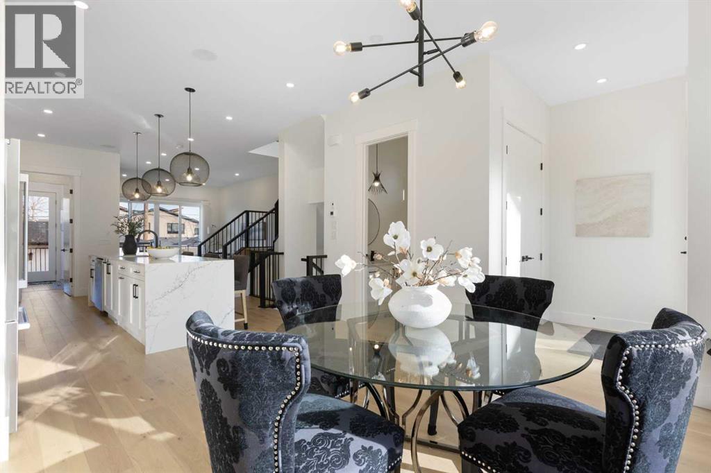 Duplex for Sale in 234 25 Avenue NE|Calgary, Alberta T2E1Y1 3