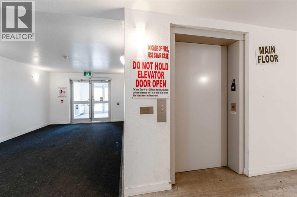 Apartment for Sale in 3217, 6118 80 Avenue NE|Calgary, Alberta T3J0S6 4