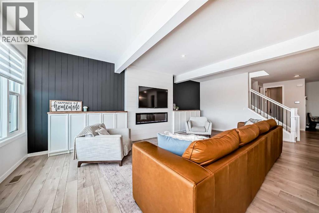 House for Sale in 29 Cranbrook Mount SE|Calgary, Alberta T3M3N5 4