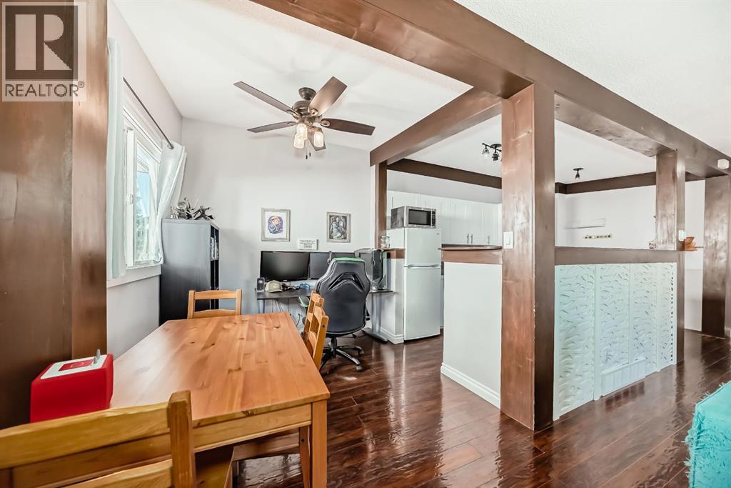 Row / Townhouse for Sale in 724D Raynard Crescent SE|Calgary, Alberta T2A1X7 5