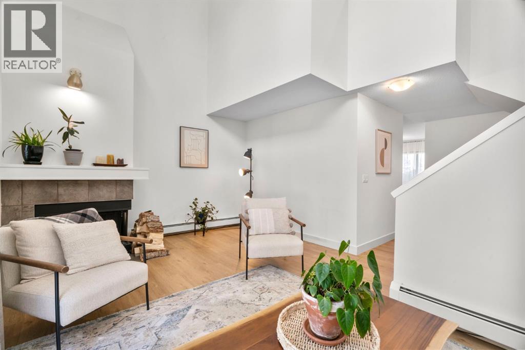 Apartment for Sale in 8, 114 Village Heights SW|Calgary, Alberta T3H2L2 5